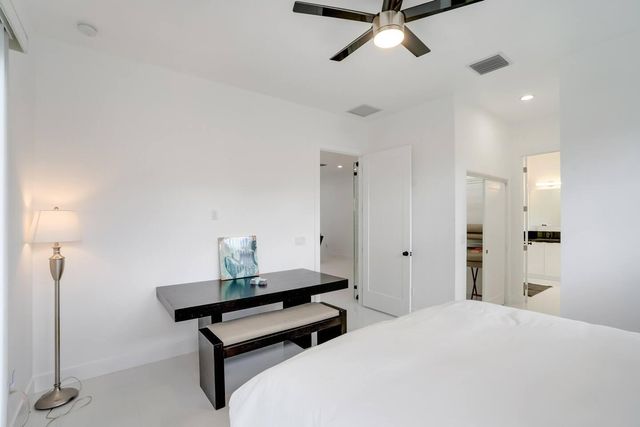 2962 NW 10th Court, Fort Lauderdale, FL 33311