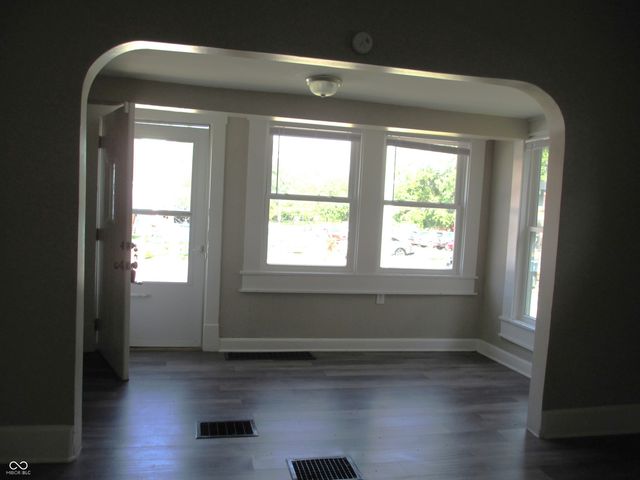 2615 Shelby Street, Indianapolis, IN 46203
