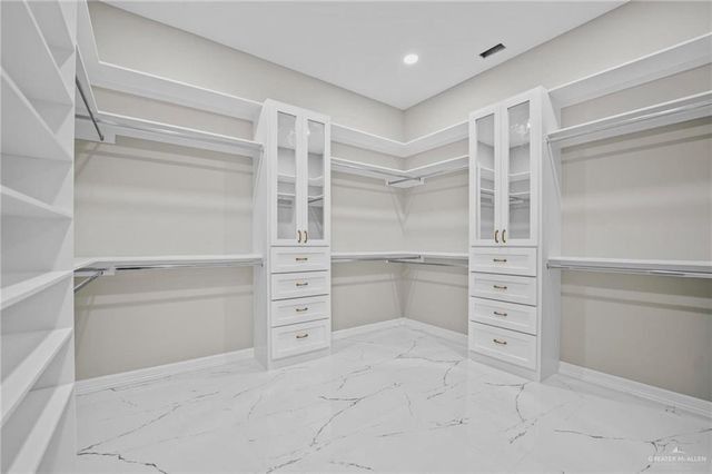 302 N 30th Street, Hidalgo, TX 78557