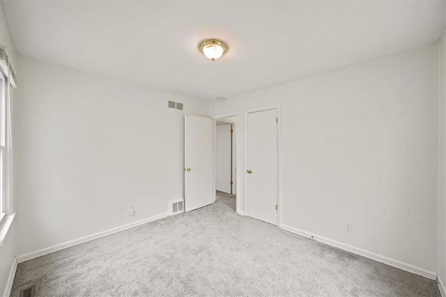 9010 E 72nd Terrace, Raytown, MO 64133