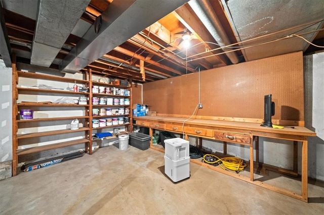 9010 E 72nd Terrace, Raytown, MO 64133