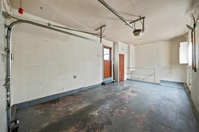 9010 E 72nd Terrace, Raytown, MO 64133