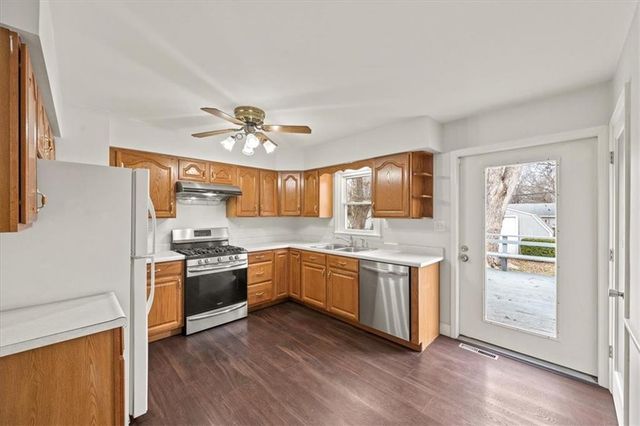 9010 E 72nd Terrace, Raytown, MO 64133