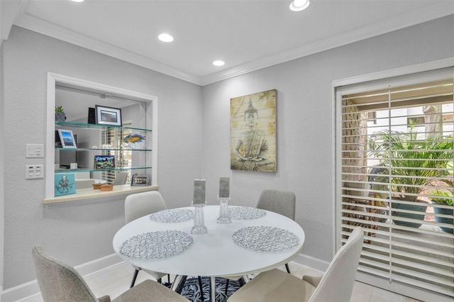 36750 US HIGHWAY 19 N 27101, Palm Harbor, FL 34684