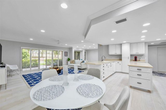 36750 US HIGHWAY 19 N 27101, Palm Harbor, FL 34684