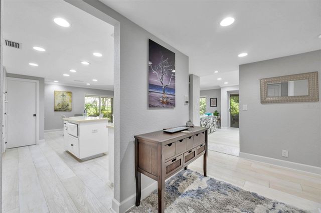 36750 US HIGHWAY 19 N 27101, Palm Harbor, FL 34684