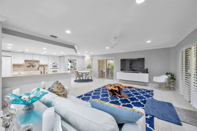 36750 US HIGHWAY 19 N 27101, Palm Harbor, FL 34684