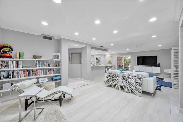 36750 US HIGHWAY 19 N 27101, Palm Harbor, FL 34684