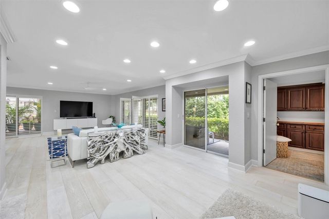 36750 US HIGHWAY 19 N 27101, Palm Harbor, FL 34684