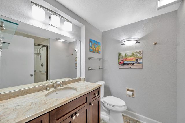 36750 US HIGHWAY 19 N 27101, Palm Harbor, FL 34684