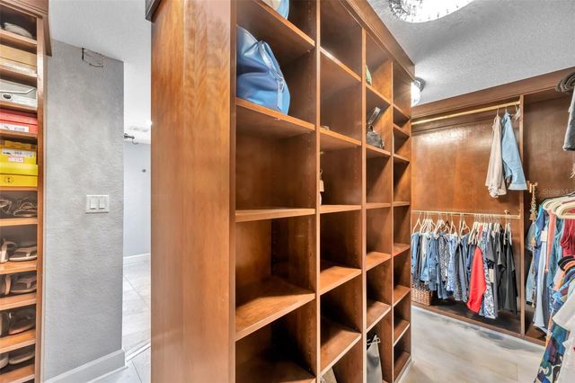 36750 US HIGHWAY 19 N 27101, Palm Harbor, FL 34684