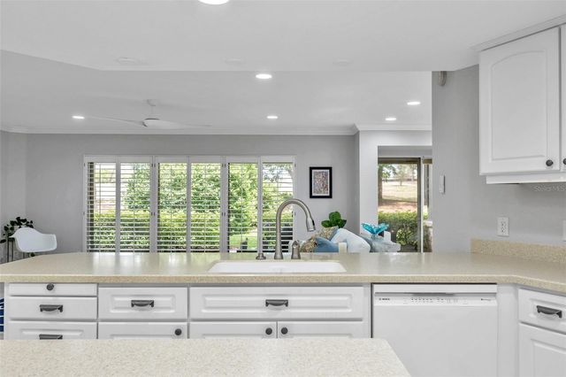 36750 US HIGHWAY 19 N 27101, Palm Harbor, FL 34684