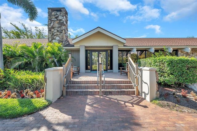 36750 US HIGHWAY 19 N 27101, Palm Harbor, FL 34684