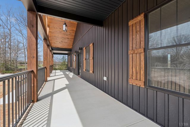 1155 Piney Mountain Road, Appomattox, VA 24522