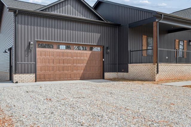 1155 Piney Mountain Road, Appomattox, VA 24522