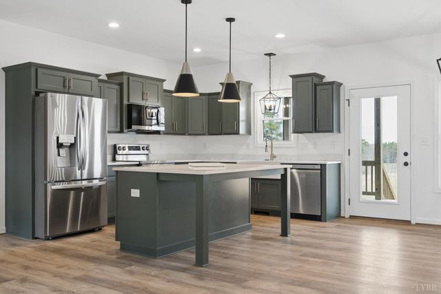 1155 Piney Mountain Road, Appomattox, VA 24522