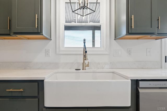 1155 Piney Mountain Road, Appomattox, VA 24522