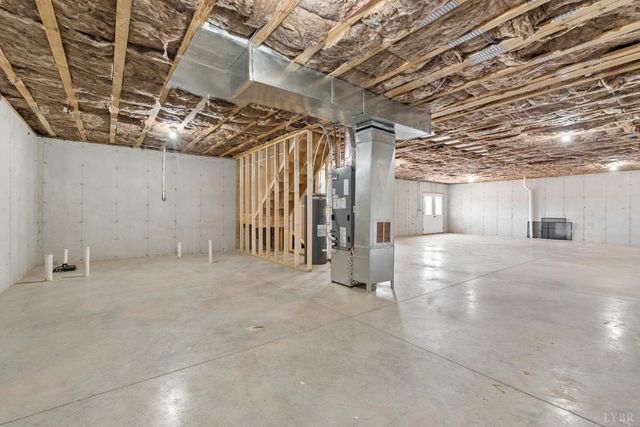 1155 Piney Mountain Road, Appomattox, VA 24522