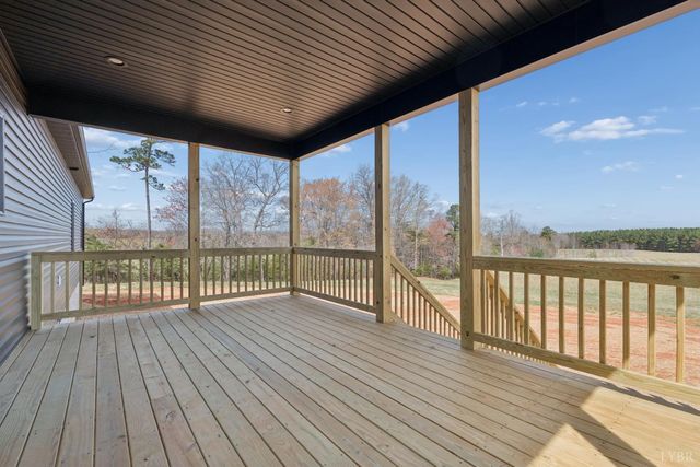 1155 Piney Mountain Road, Appomattox, VA 24522