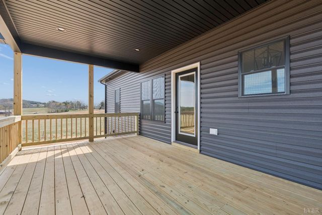 1155 Piney Mountain Road, Appomattox, VA 24522