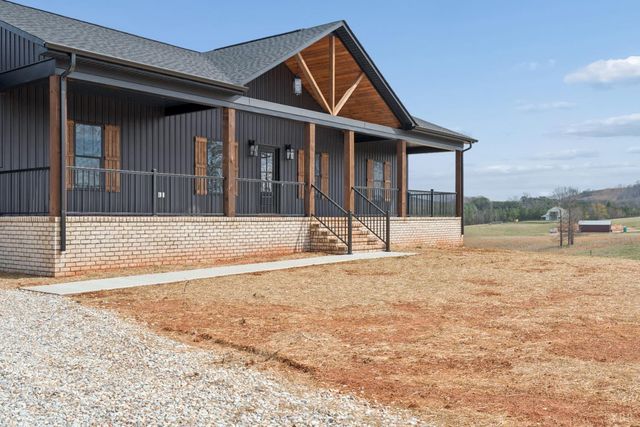 1155 Piney Mountain Road, Appomattox, VA 24522