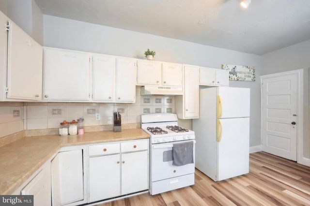 58 N TREMONT ST, York, PA 17403
