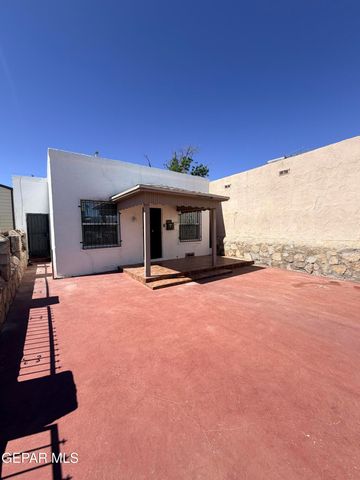 2221 Bassett Avenue A, El Paso, TX 79901