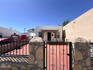 2221 Bassett Avenue A, El Paso, TX 79901
