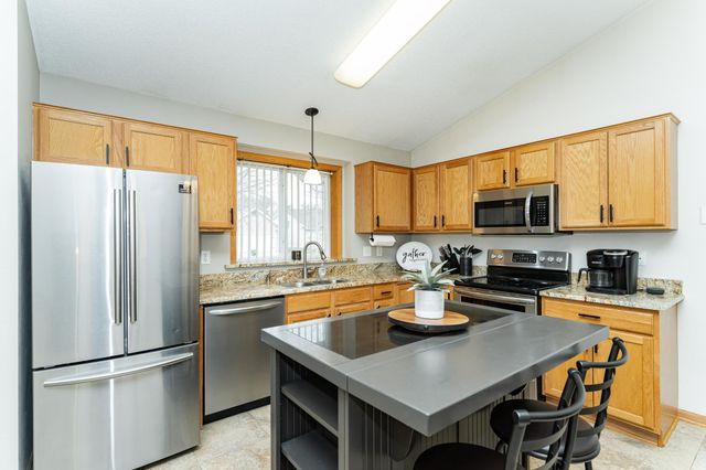 4147 Peregrine Lane SE, Rochester, MN 55904