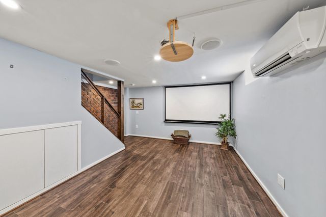 2204 DARTMOUTH DR, Alexandria, VA 22307