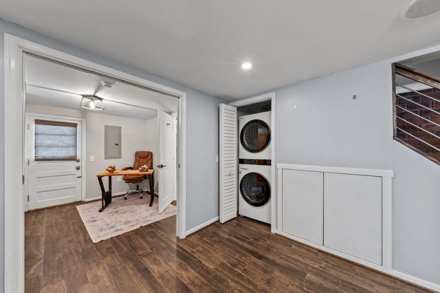 2204 DARTMOUTH DR, Alexandria, VA 22307