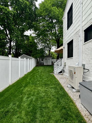 2204 DARTMOUTH DR, Alexandria, VA 22307