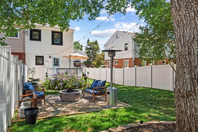 2204 DARTMOUTH DR, Alexandria, VA 22307