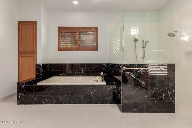 27609 N DESIERTO Drive, Rio Verde, AZ 85263