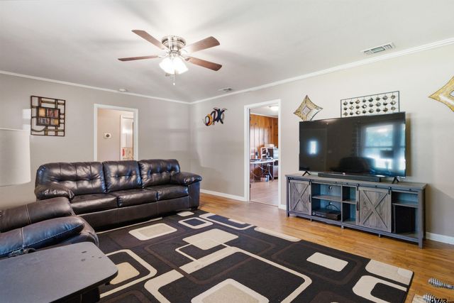 13060 County Road 285, Tyler, TX 75707