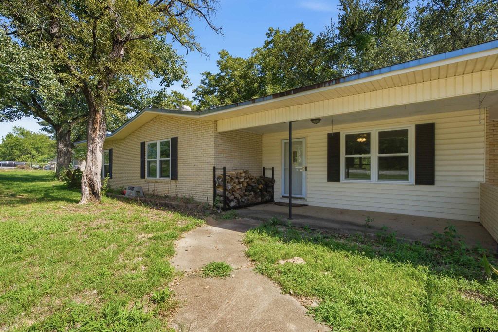 13060 County Road 285, Tyler, TX 75707