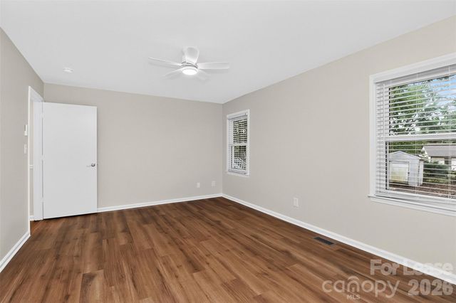 11122 Five Cedars Road, Charlotte, NC 28226