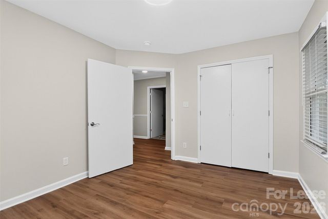 11122 Five Cedars Road, Charlotte, NC 28226