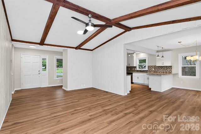 11122 Five Cedars Road, Charlotte, NC 28226