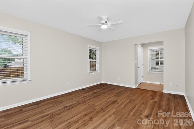 11122 Five Cedars Road, Charlotte, NC 28226