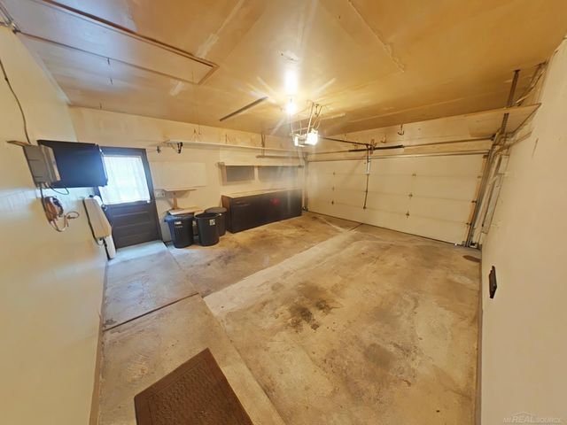 15801 Van Meter Drive, Macomb Twp, MI 48044