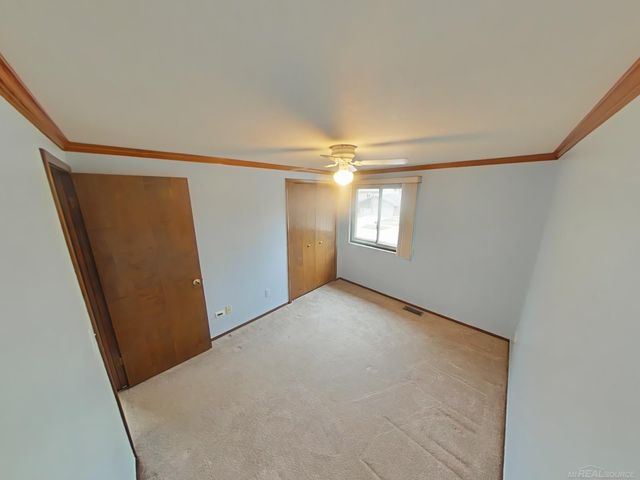 15801 Van Meter Drive, Macomb Twp, MI 48044