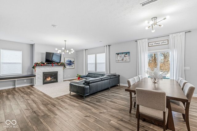 2128 Bauer Creek Drive, Whitestown, IN 46075