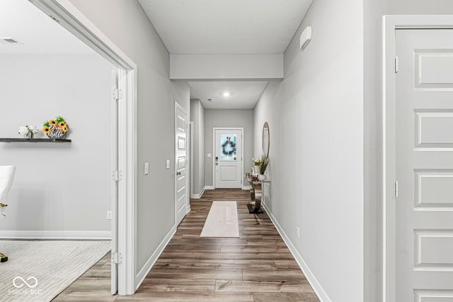 2128 Bauer Creek Drive, Whitestown, IN 46075