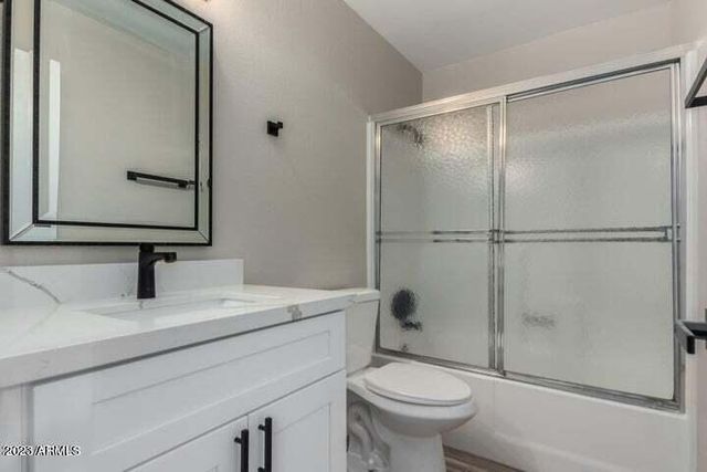 742 W Duke Drive, Tempe, AZ 85283