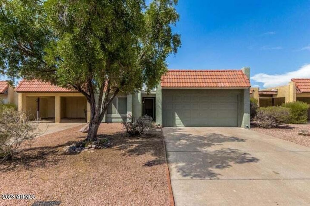 742 W Duke Drive, Tempe, AZ 85283