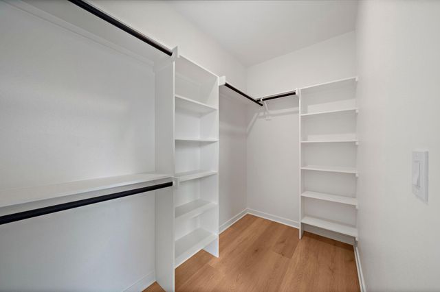 1941 Sawdust Road 151, The Woodlands, TX 77380