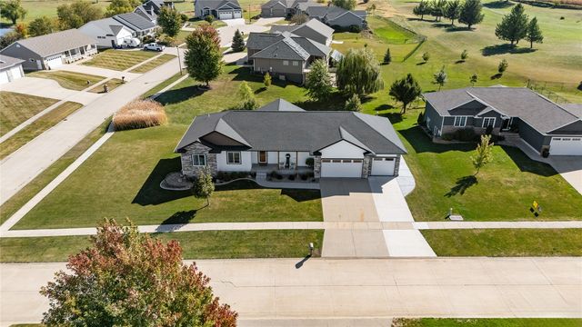 301 Wildcat Court, Shellsburg, IA 52332