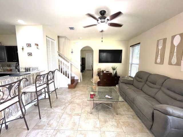 17030 SW 95th Terrace 17030, Miami, FL 33196