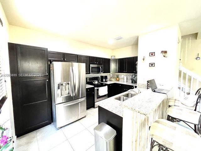 17030 SW 95th Terrace 17030, Miami, FL 33196